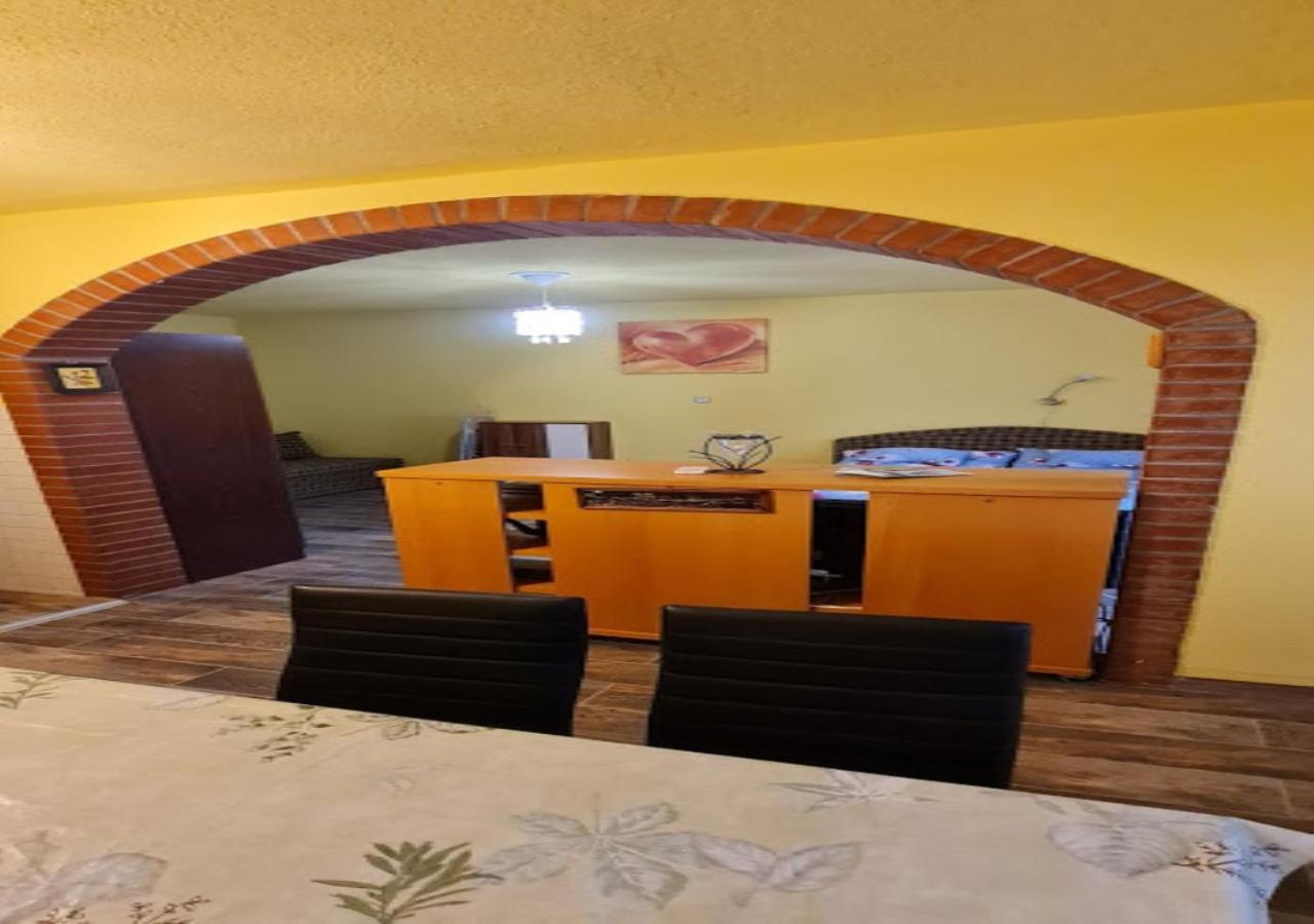 Oázis Apartman Harkány Esterno foto