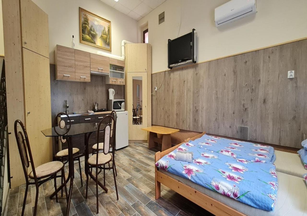 Oázis Apartman Harkány Esterno foto