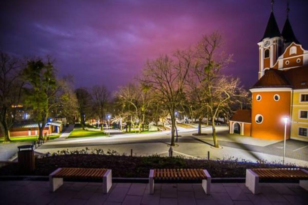 Oázis Apartman Harkány Esterno foto